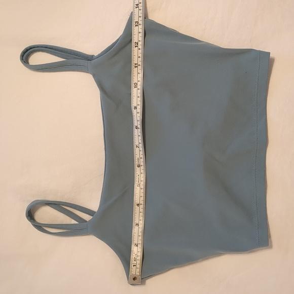 Halara Twist Back Yoga Top Light Blue Sports Bra Supportive Tank Top Small - Picture 5 of 5